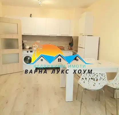 Снимка 2 — Двустаен апартамент с морска панорама в Аспарухово, Варна
