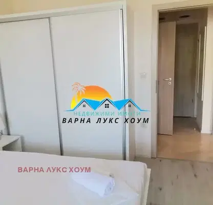 Снимка 5 — Двустаен апартамент с морска панорама в Аспарухово, Варна