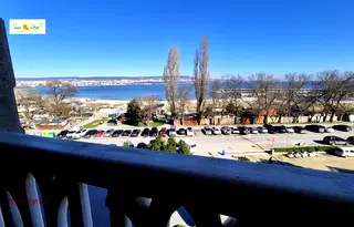 Обзаведен двустаен апартамент с морска панорама в Аспарухово, Варна