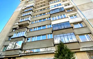 Светъл двустаен апартамент с южно изложение в Банишора, София
