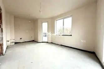 Двустаен апартамент с югозападно изложение в Базар Левски, Варна