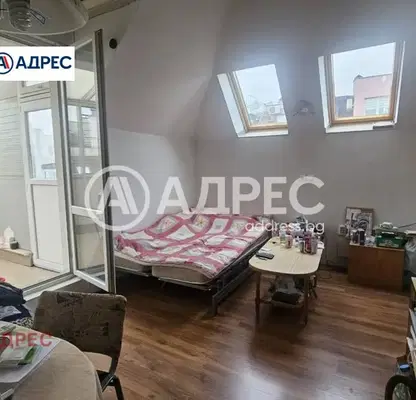 Снимка 2 — Просторен двустаен апартамент с тераса в Левски, Варна