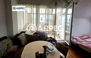 Просторен двустаен апартамент с тераса в Левски, Варна