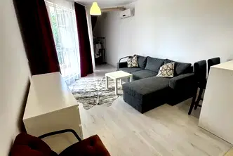 Двустаен апартамент във Варна, Бриз