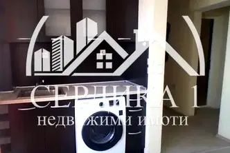 Двустаен апартамент в Благоев, Бялата висота