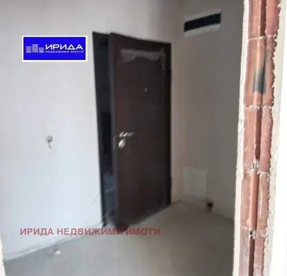 Снимка 3 — Панорамен двустаен апартамент с голяма тераса в Бъкстон, София