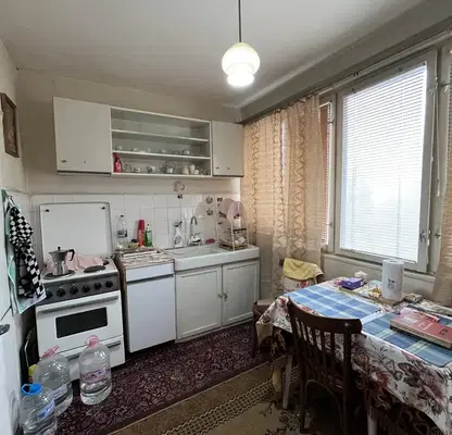 Снимка 2 — Двустаен апартамент във Враца, Център