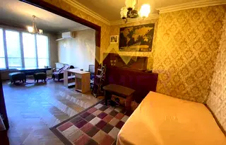 Двустаен апартамент в София, Център