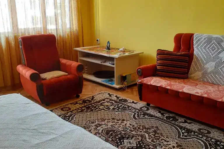 2-bedroom apartment in Vraca, Centyr