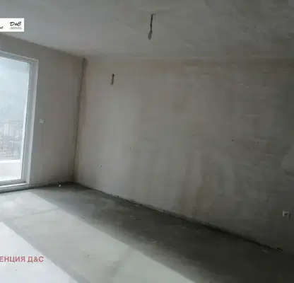Снимка 4 — Двустаен апартамент с южно изложение в нова сграда в Центъра на Варна