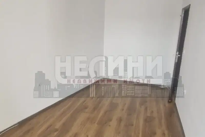 Двустаен апартамент в Русе, Център