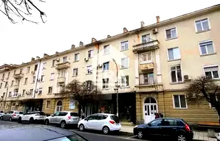Двустаен апартамент в Кърджали, Център