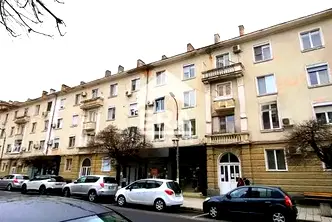 Двустаен апартамент в Кърджали, Център