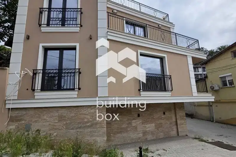 2-bedroom apartment in Plovdiv, Centyr