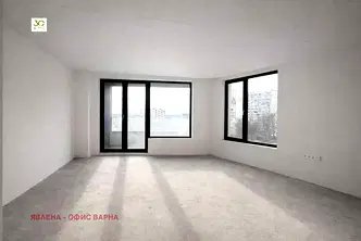 Двустаен панорамен апартамент с южно изложение в Бриз, Варна