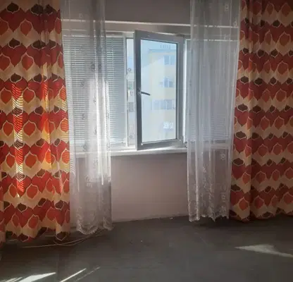 Снимка 2 — Двустаен апартамент в Русе, Дружба 1