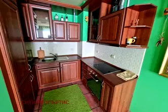 Двустаен апартамент в Благоев, Еленово 1