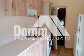 Двустаен апартамент с двор в близост до Фестивален комплекс, Варна