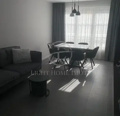 Снимка 2 — Тристаен апартамент в Габрово, Център