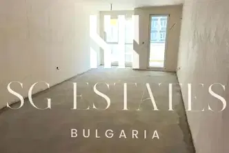 Двустаен апартамент в нова сграда в кв. Гагарин, Пловдив