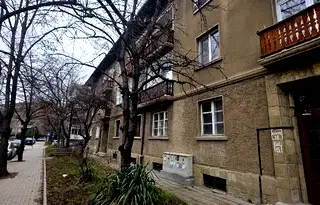 Двустаен апартамент с потенциал за ремонт в Гео Милев, София