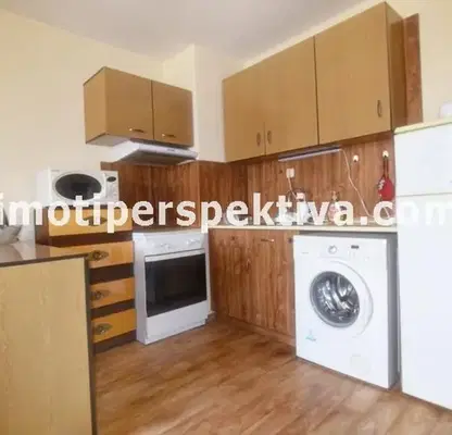 Снимка 4 — Двустаен апартамент с тераса в кв. Христо Смирненски, Пловдив