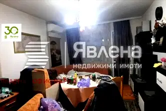 Двустаен панелен апартамент с тераса в Изгрев, Варна