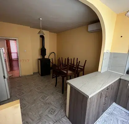 Снимка 4 — Двустаен апартамент в Силистра, Изток