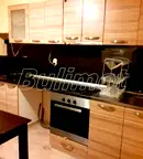 Светъл двустаен апартамент с климатизация в Колхозен пазар, Варна