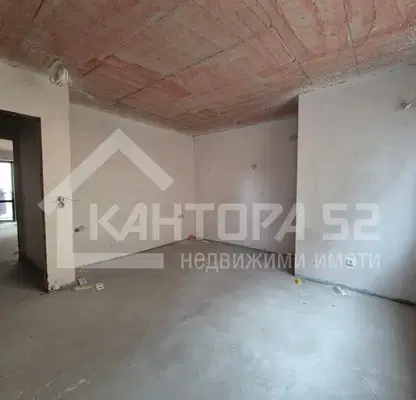 Снимка 5 — Просторен двустаен апартамент с функционално разпределение в Колхозен пазар, Варна
