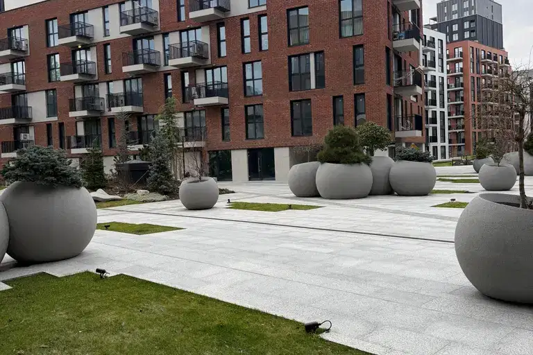 Двустаен апартамент с тераса в комплекс Nove Homes, Красно село