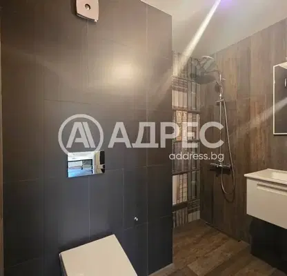 Снимка 4 — Просторен двустаен апартамент с две тераси в Красно село