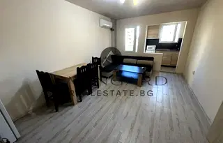 Двустаен апартамент с източно изложение в Кършияка, Пловдив