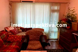 Светъл 2-стаен апартамент с тераса в Кючук Париж, Пловдив