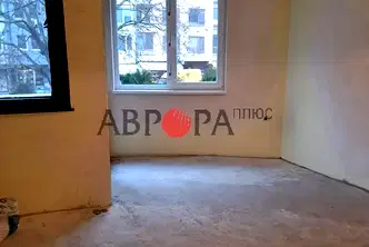 Двустаен апартамент с южно изложение в Лазур, Бургас