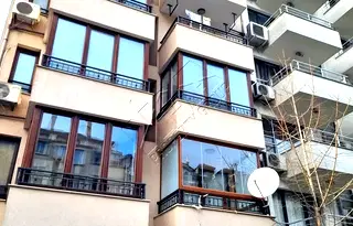 Двустаен апартамент с две тераси в Лазур, Бургас