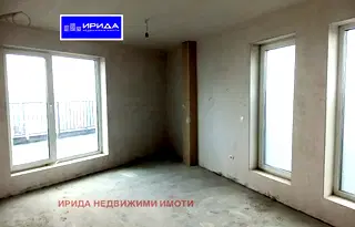 Двустаен апартамент с голяма панорамна тераса в Люлин 5, София