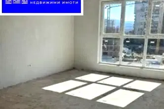 Двустаен апартамент с югозападно изложение в Люлин 5, София