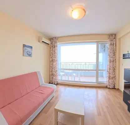 Photo 2 — 2-bedroom apartment in Varna, Alen Mak