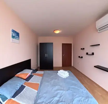 Photo 5 — 2-bedroom apartment in Varna, Alen Mak