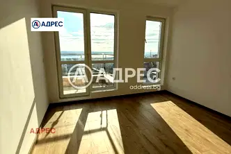 Двустаен апартамент с южно изложение и морска панорама в м-т Пчелина