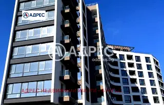 Двустаен апартамент с панорамна тераса в Мадика, Бургас