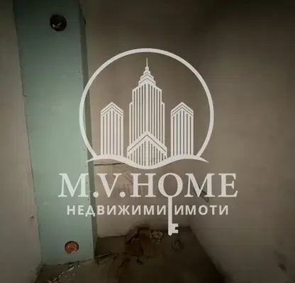 Снимка 3 — Просторен двустаен апартамент с два двора в Малинова долина