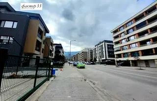 Двустаен апартамент с голяма панорамна тераса в Малинова долина