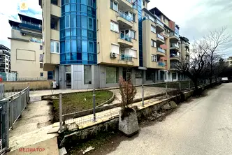 Двустаен апартамент с голяма тераса в Манастирски ливади