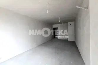 Двустаен апартамент с тераса и гараж в Манастирски ливади, София