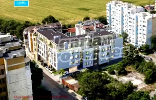 Двустаен апартамент с модерна архитектура в Меден рудник, Бургас
