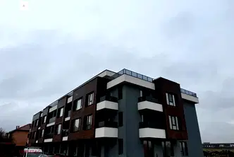 Двустаен тухлен апартамент с две тераси в Обеля, София