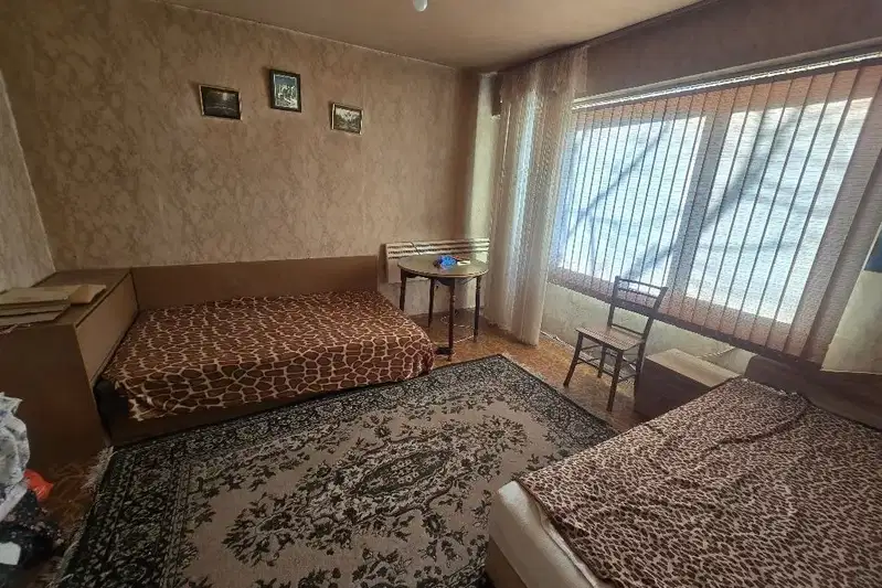 Двустаен апартамент в Хасково, Орфей