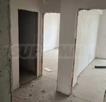 Снимка 4 — Двустаен апартамент с южно изложение и панорамна гледка в Остромила